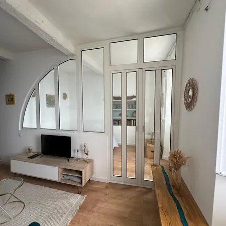 Joli Deux Pieces Vieux Village De Apartamento *